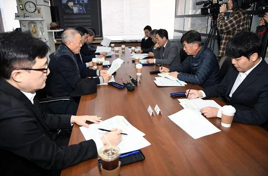 韩国棋院取消罚目判负 遭媒体痛骂“向中国屈服”